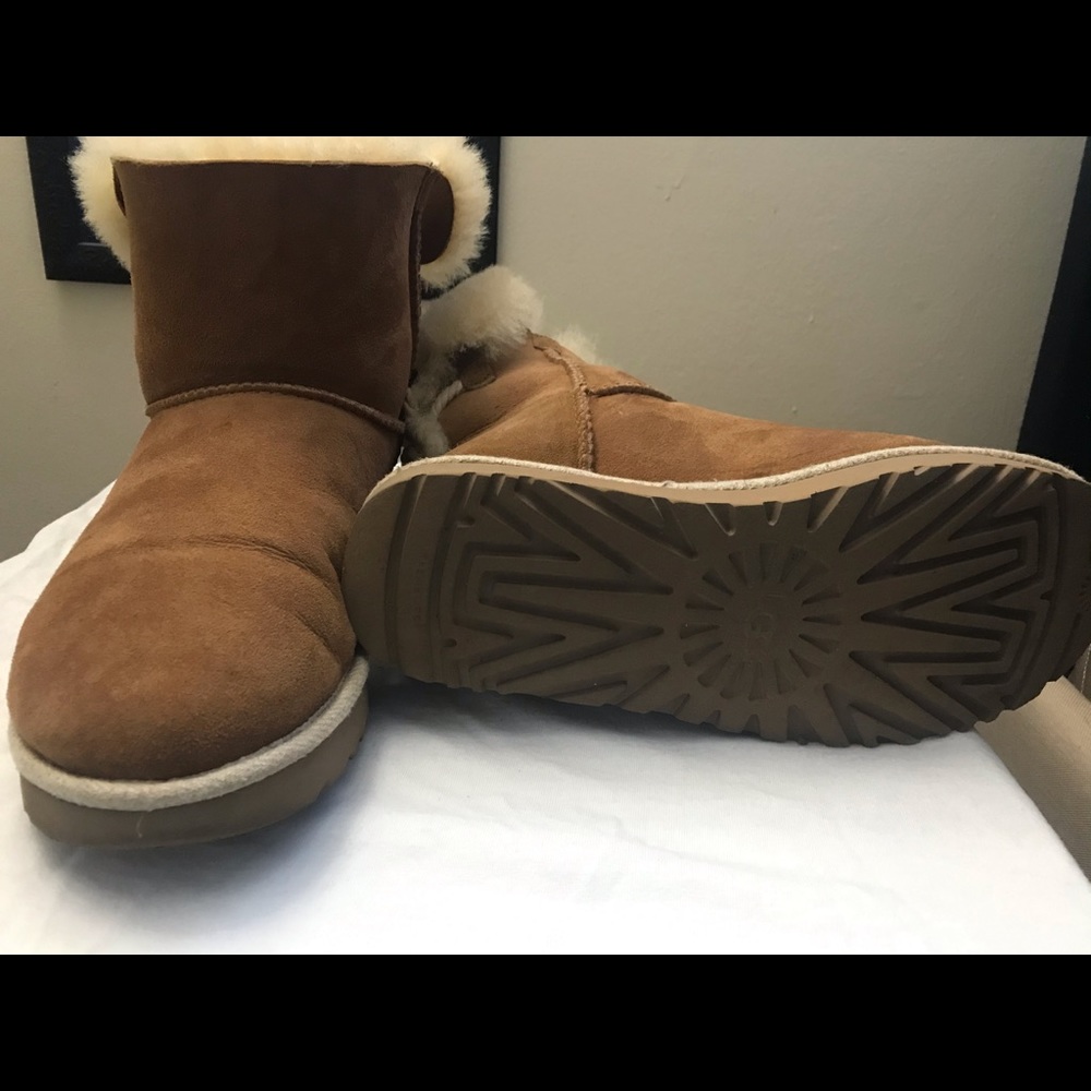 UGGS( Selene Rope BAILEY BOW) - Picture 3 of 7